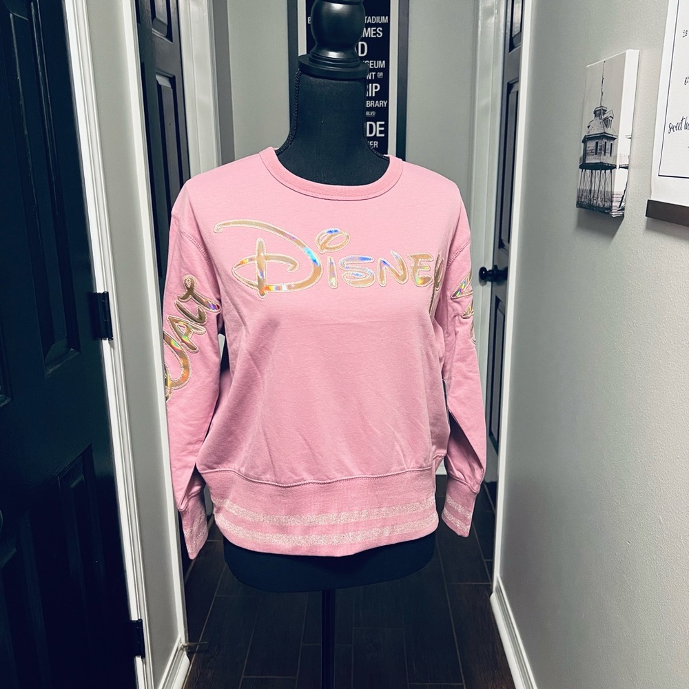 Walt Disney World 50 logo appliqué pullover NWT